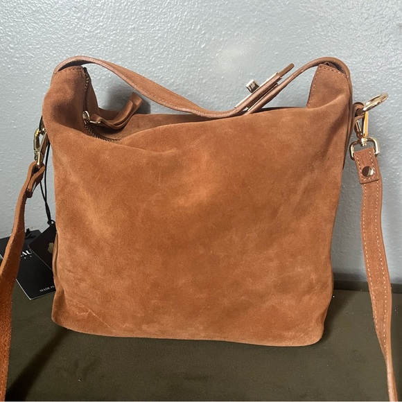 Claudia Firenze Tan Suede Crossbody Bag - Picture 5 of 9
